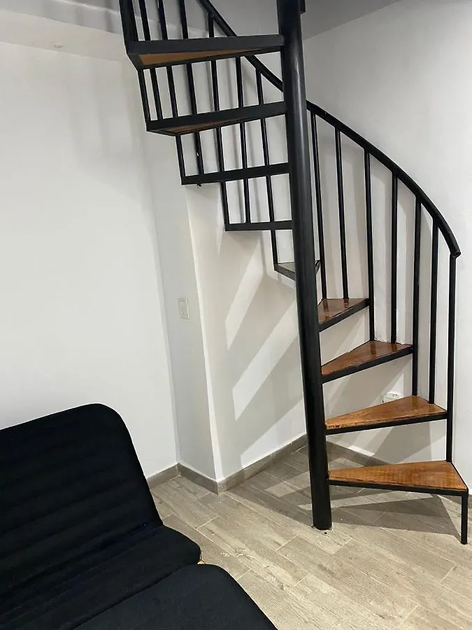 Cute Apartment Laurles Estadio La70 메딜린