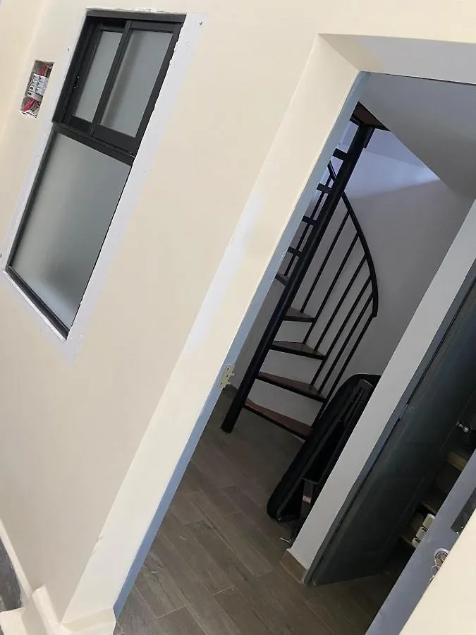 Cute Apartment Laurles Estadio La70 메딜린